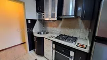 Apartamento En Venta Bien Conservado, Clima De Montaña, Cuenta Con Cocina Equipada Ymp Moderna. Piedra Pintada Naguanagua 24-23185