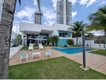 Venta De Casa Glamorosa De 500 M2 En Coco Del Mar 22-38