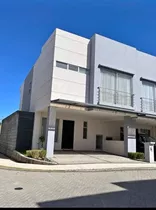 Dueño Vende - Preciosa Casa Esquinera Dentro De Condominio