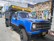 Dodge D 100 133 Club Estacas 1979