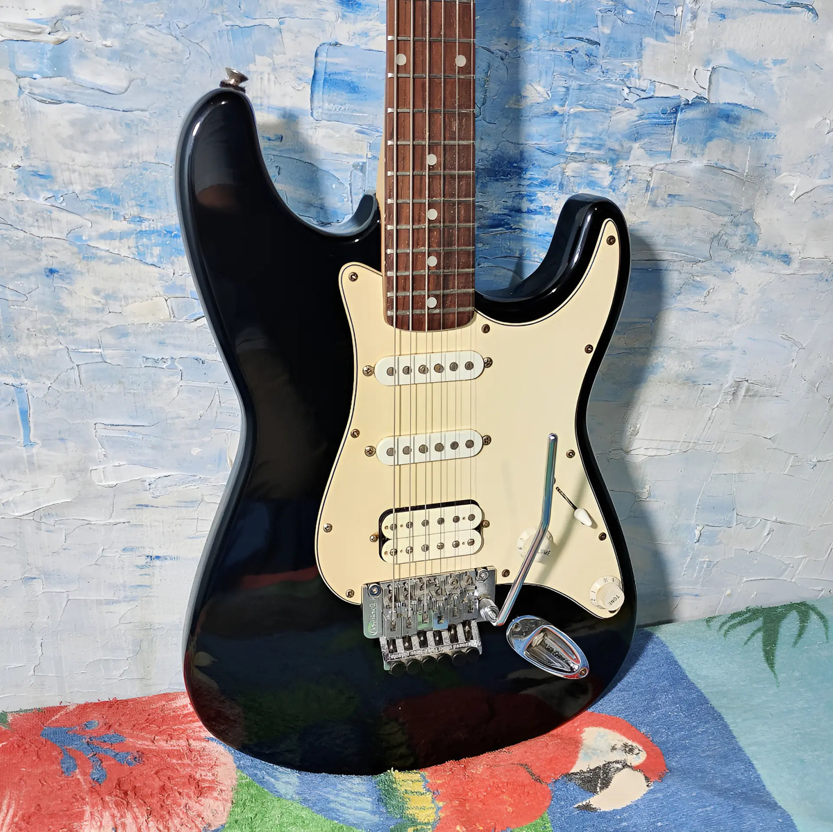 Guitarra Fender Squier Standard Stratocaster | Mercado Livre