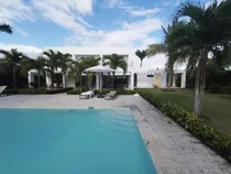 Villa Disponible En Playa Nueva Romana