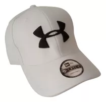 Gorra Under Armour Blanca Bordada En Negro Regulable