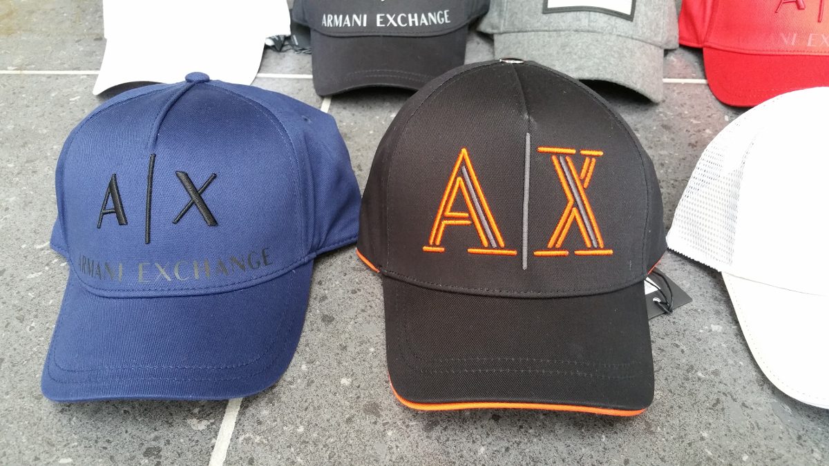 cachuchas armani exchange originales precio