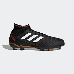 tenis adidas negros de futbol