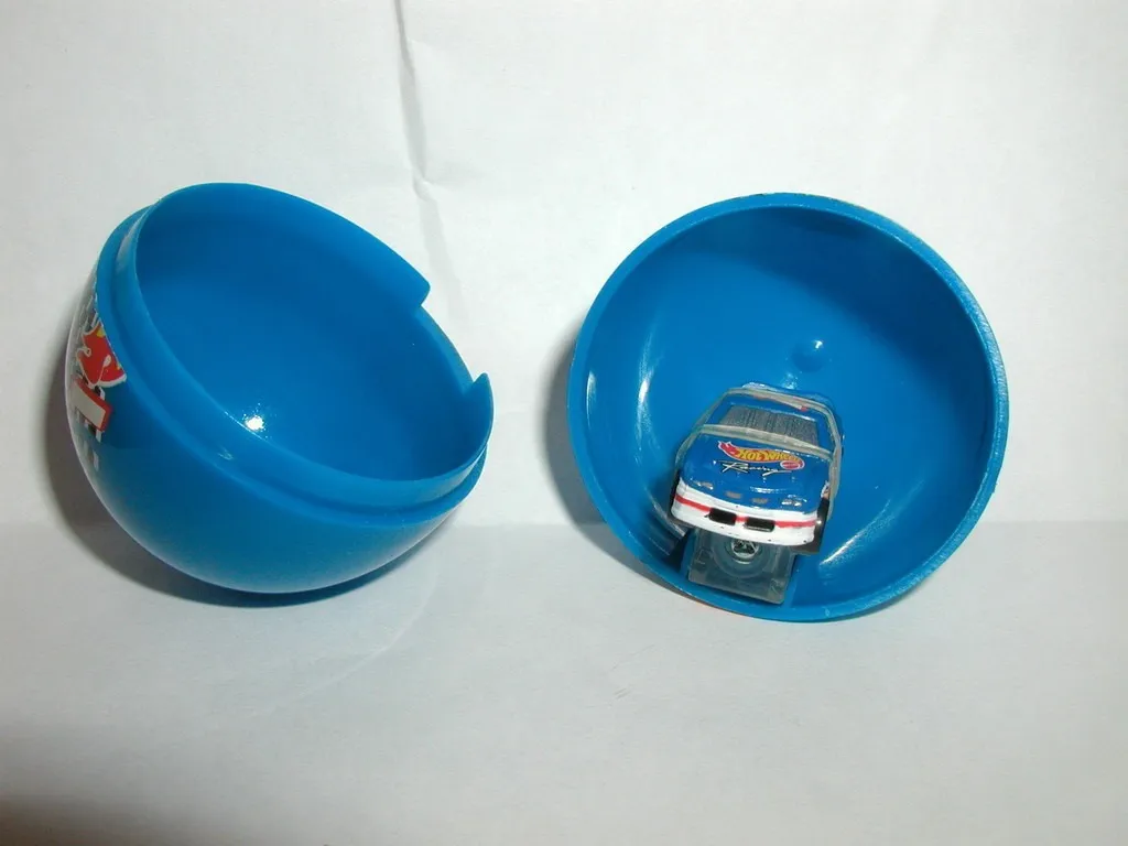 hot wheels planet micro eggs