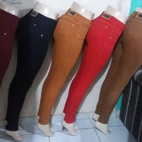 calça jeans feminina colorida
