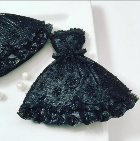 muñecas vestidas de quinceañeras