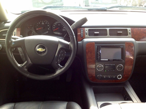 Frente Volante Arnes Antena Chevrolet Suburban 2007 A 2014 Foto 6