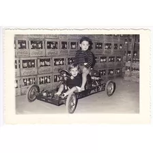 Foto Auto Juguete Antiguo Con Niños Coca Cola