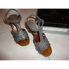 Sandalias Daniel Cassin N36 (retira En La Paloma Rocha)