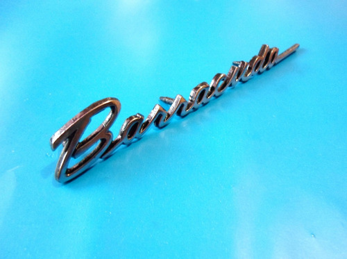 Emblema  Barracuda Plymouth 1968 Para Cajuela 318 Foto 2