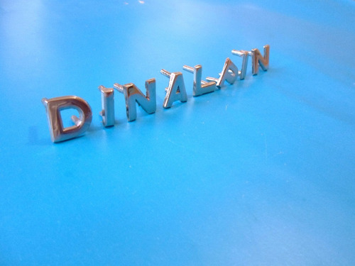 Emblema Dinalpin Renault Clasico  Letras Foto 3