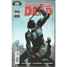 The Walking Dead 28 Com 32 Paginas Hqm - Bonellihq Cx24 C19