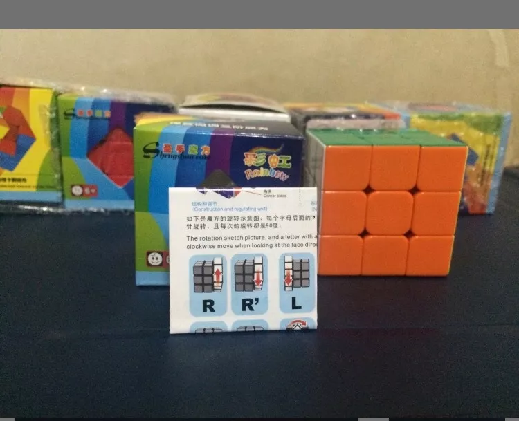 Cubo Mágico Shengshou Stickerles 3x3 Tipo Rubik