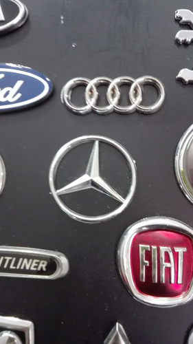Mini Emblema Mercedes Benz Universal 4 Cm Timon Rines Leer Foto 2