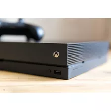 Microsoft Xbox One X 1tb Standard Color Negro