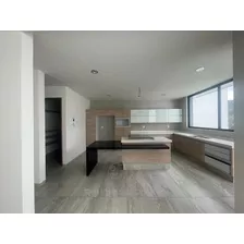 Casa En Venta En Zona Esmeralda En Bosques De Tzalam