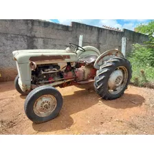 Trator Ford Motor 4 Cilindros Ano 1955 Pronto Para Restaurar