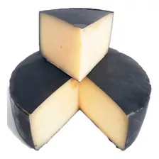 Queijo Parmesão Capa Preta Da Canastra Delicioso! - 1kg