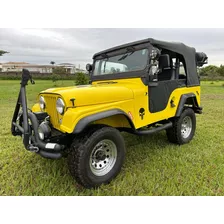 Jeep Willys Ano 1972 Amarelo