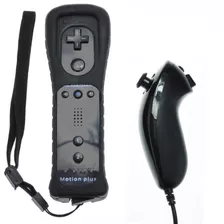 Controle Nintendo Wii Remote + Nunchuk + Capa E Presilha Cor Preto