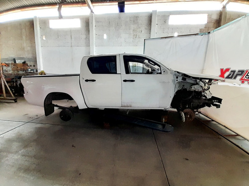 Bomba Licuadora De Direccion Toyota Hilux 2.7 4x2 Std 16-22 Foto 6