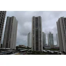 Venta De Apartamento En Ph Rokas, Condado Del Rey 20-2078