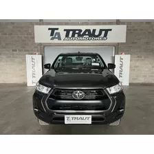 Toyota Hilux 4x4 Sr 2.8 At Gris Oscuro 2023 Traut 