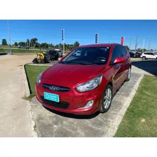 Hyundai Accent 1.4 Gl Sfull 2014