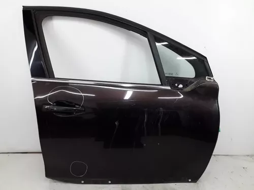 Segunda imagen para búsqueda de puerta delantera peugeot 2008