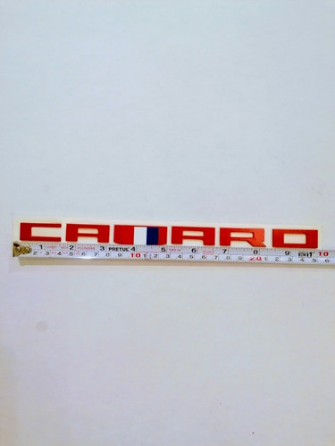 Emblema Letra Chevrolet Camaro Autos Con Bandera Color Rojo Foto 4