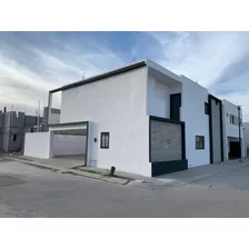 Casa En Venta En Fracc. Arraynes Gómez Palacio 