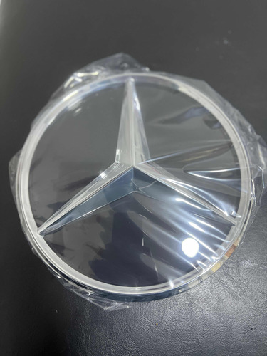 Nuevo Logo Emblema Parrilla Persiana Mercedes Benz  Glc Gle Foto 2