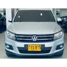 Volkswagen Tiguan Sport & Style At 2.0 Lt 2014