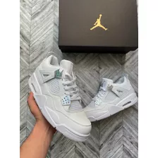 Tenis Jordan 4 Pure Money Blanco Talla 24