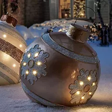 Fiesta Inflable Gigante Decorada Con Esferas Navideñas Al Ai