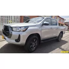 Toyota Hilux 4x4 2.4