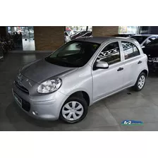 Nissan March 1.0 4p Flex 2012