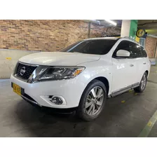 Nissan Pathfinder Exclusive 2015