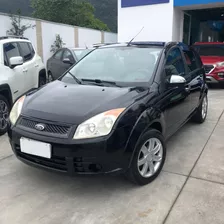 Ford Fiesta 1.0 Flex (2009)