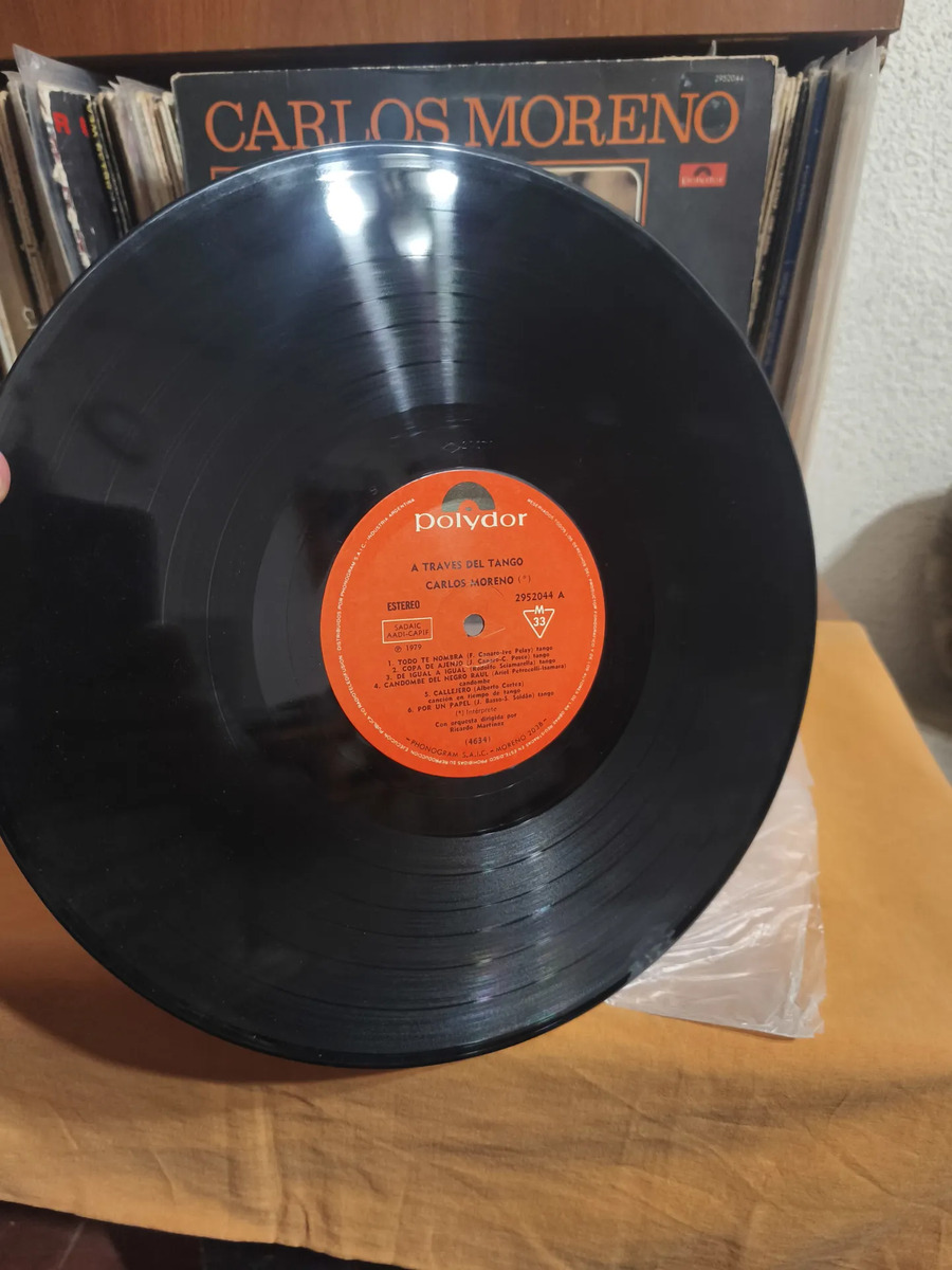 Carlos Moreno - A Traves Del Tango - vinilo 1979