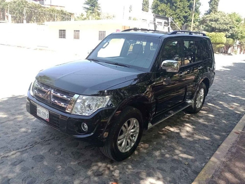 Moldura Estribo Derecho Mitsubishi Montero 4x4 06-12 Origina Foto 2