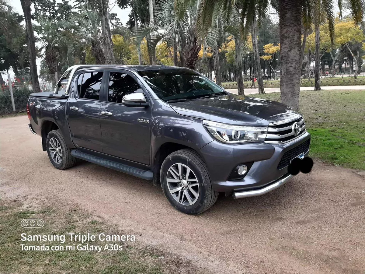 Toyota Hilux 2018 2.4 D.cab. T.dsl Sr 4x4