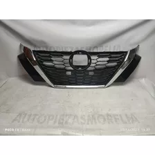 Parrilla Nissan Sentra 2020 2023 Original Usada Impecable 