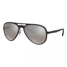 Óculos De Sol Polarizados Ray-ban Rb4320 Chromance Standard Armação De Náilon Cor Matte Black, Lente Silver Degradada/espelhada/chromance, Haste Matte Black De Náilon - Rb4320ch