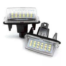 Par De Focos Led Para Pantente Trasera Toyota Yaris Camry 