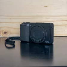 Ricoh Gr Iii + Batería Extra