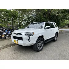 Toyota 4 Runner 4.0 Sr5 Fl 2022