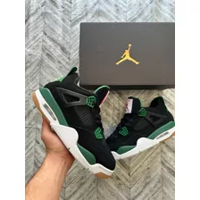 Jordan 4 Sb Negro Con Verde Talla 28